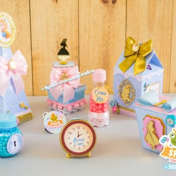Papelaria Personalizada - Kit Alice no País das Maravilhas - Luxo