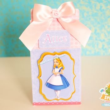 papelaria personalizada - alice no pais das maravilhas - scrapbook Caixa Milk