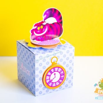 Caixa Cubo Tema Alice no País das Maravilhas