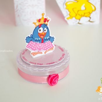 LATINHA GALINHA PINTADINHA - SCRAP DE PAPELARIA PERSONALIZADA