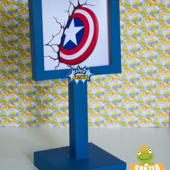 Centro de Mesa - Papelaria Personalizada Heróis Tradicional
