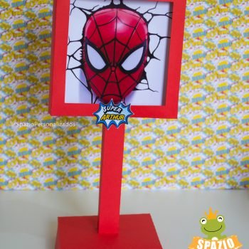 Centro de Mesa - Papelaria Personalizada Heróis Tradicional
