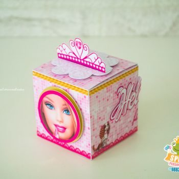 Personalizados tema Barbie Cubo