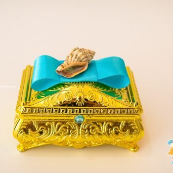 arca bau dourado Tema Festa Sereia Luxo